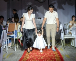 Thôi Nôi Bé An Chi – Khi Niềm Vui Của Con Trở Thành Ký Ức Của Cả Gia Đình 